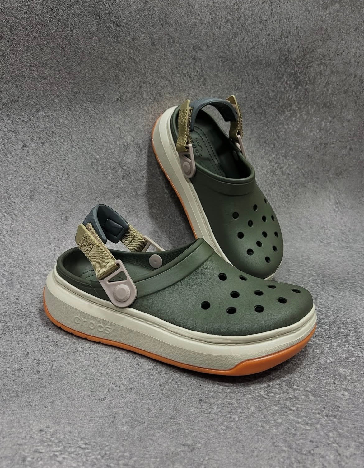 Crocs Full Force