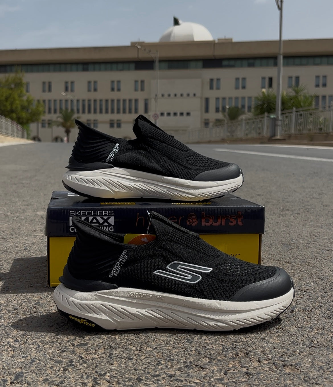 Skechers Slip In Goodyear